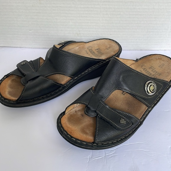 Finn Comfort Sandals - Picture 3 of 4